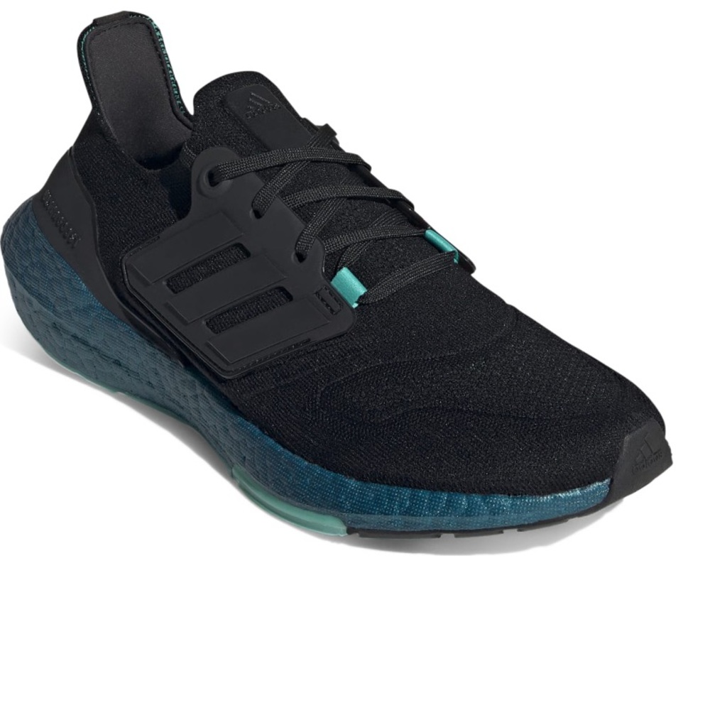 🔥🔥ADIDAS Ultraboost 22 running shoe